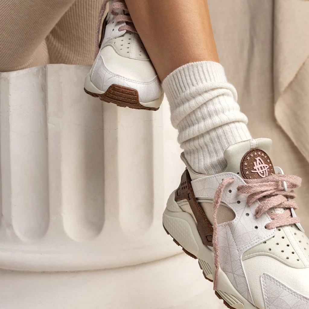 Giày Nike Wmns Air Huarache Rattan DM9463-100 - Ảnh 3