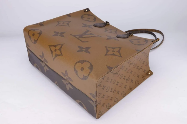 Túi Louis Vuitton OnTheGo GM Monogram Canvas Black and Brown M45320 - Ảnh 3