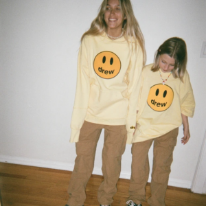 Alternative view of Áo Drew House Deconstructed Mascot Hoodie Light Yellow