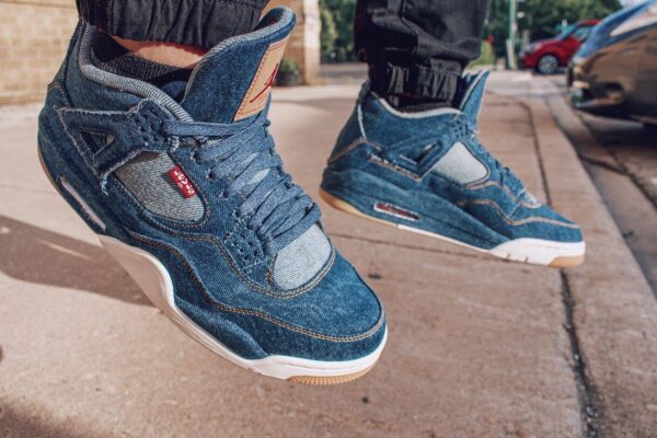 Giày Nike Air Jordan Levi's x Air Jordan 4 Retro 'Denim' AO2571-401 - Ảnh 5