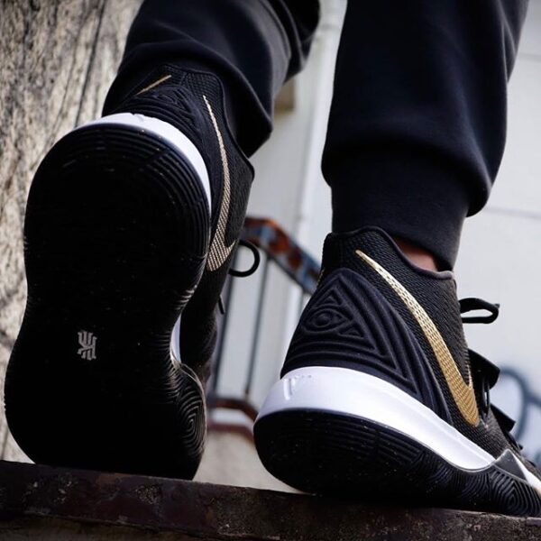 Giày Nike Kyrie 5 'Black Metallic Gold' AO2919-007 - Ảnh 4