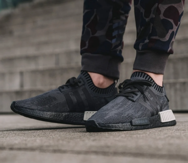 Giày Adidas NMD R1 Primeknit 'Pitch Black' AQ1248 - Ảnh 4