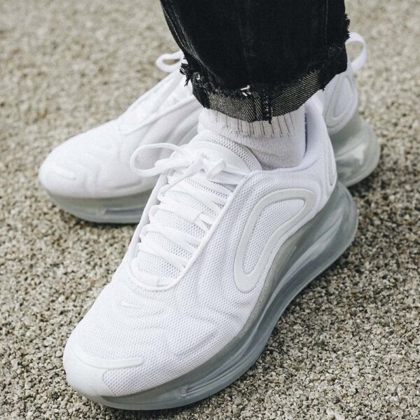 Giày Nike Air Max 720 GS 'Triple White' AQ3196-100 - Ảnh 3