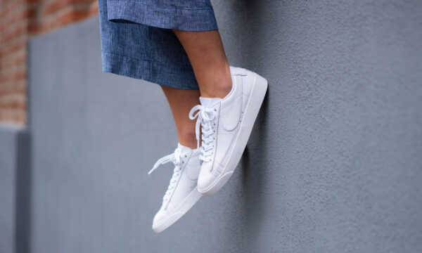 Giày Nike Blazer Low LE 'Triple White' AQ3597-100 - Ảnh 6