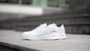 Alternative view of Giày Asics Wmns HyperGel Lyte 'Sakura' 1192A083-100