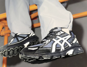 Giay Asics Gel-Venture 6 'Carrier Grey' 1201A945-020