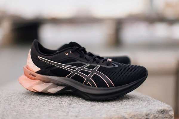 Giày Asics Novablast Platinum 'Rose Gold' 1012B014-001 - Ảnh 3