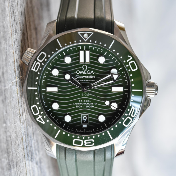 Đồng Hồ Omega Seamaster Diver Automatic 'Green' 210-32-42-20-10-001 - Ảnh 4