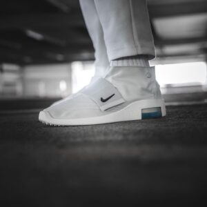 Alternative view of Giày Nike Air Fear Of God Moccasin Pure Platinum AT8086-001