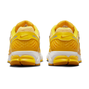 Giay Nike Zoom Vomero 5 'Yellow Ochre' FJ4453-765