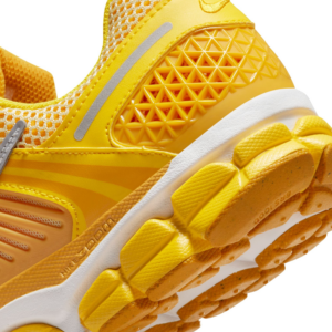Giay Nike Zoom Vomero 5 'Yellow Ochre' FJ4453-765