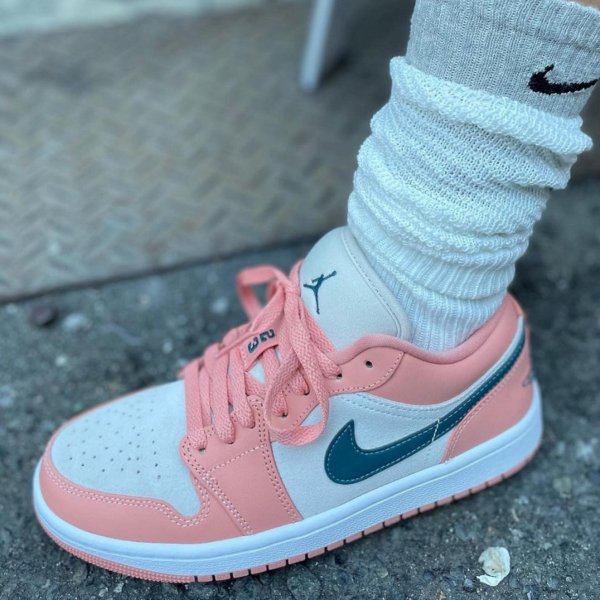 Giày Nike Wmns Air Jordan 1 Low 'Light Madder Root' DC0774-800 - Ảnh 5