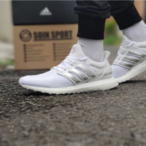 Giay Adidas UltraBoost DNA 'White Silver Metallic' FW8692