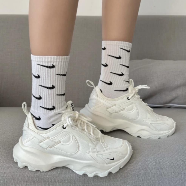 Giày Nike TC 7900 'Summit White' DD9682-100 - Ảnh 4