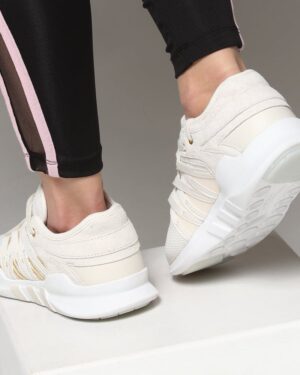 Alternative view of Giày Adidas Wmns EQT ADV Racing HK 'Chalk White' B37090
