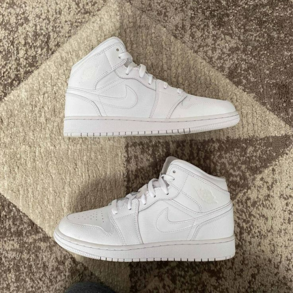 Giày Nike Air Jordan 1 Mid 'Triple White' (2020) 554725-126 - Ảnh 6