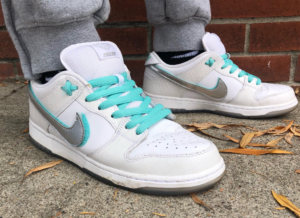 Giay Nike SB Dunk Low 'Diamond Supply Co White Diamond' BV1310-100