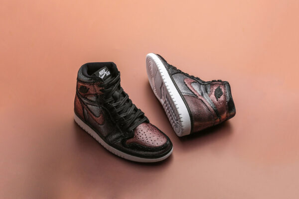 Giày Nike Air Jordan 1 Retro High Fearless Metallic 'Rose Gold' CU6690-006 - Ảnh 5