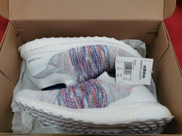 Giày Adidas Wmns Ultraboost Laceless 'White Multicolor'  B75857 - Ảnh 6