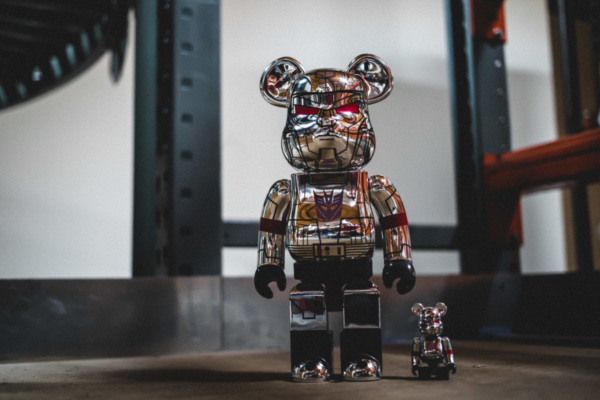 Mô Hình Bearbrick BAIT x Medicom Transformer Megatron Silver - Ảnh 3