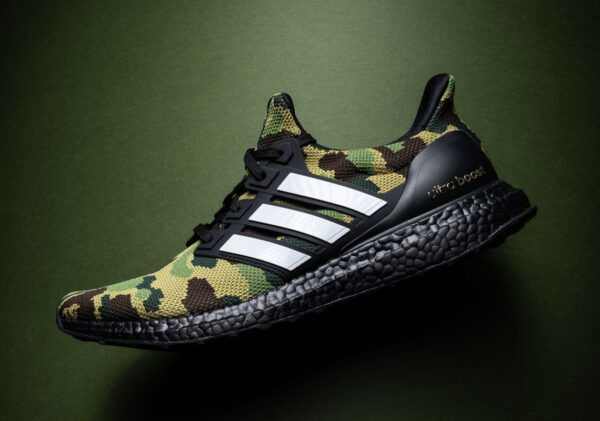 Giày BAPE x Adidas Ultraboost 4.0 'Super Bowl' 2019 F35097 - Ảnh 4