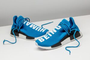 Alternative view of Giày Adidas Pharrell x NMD Human Race 'Blue' BB0618