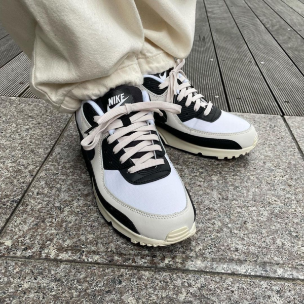 Giày Nike Air Max 90 'Phantom Coconut Milk' DQ8974-100 - Ảnh 3