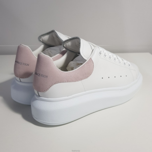 Alternative view of Giày Alexander McQueen Wmns Oversized Sneaker 'White Patchouli' 2019