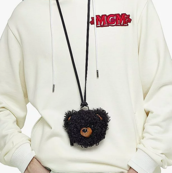 Túi MCM Bear Pouch Charm in Faux Fur Visetos MXZBASX01BK001 - Ảnh 4