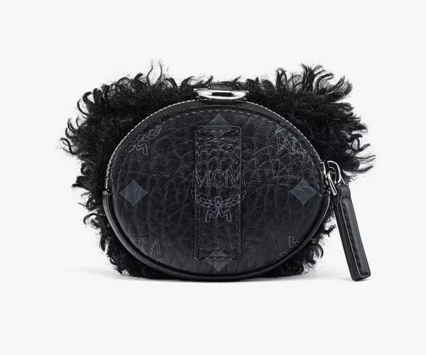 Túi MCM Bear Pouch Charm in Faux Fur Visetos MXZBASX01BK001 - Ảnh 2