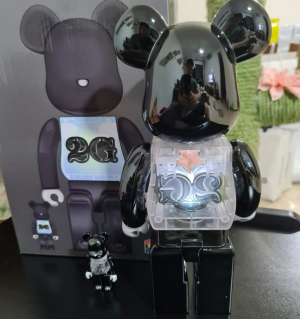 Mô Hình Bearbrick 2G Black Chrome - Ảnh 4