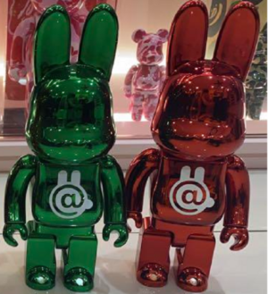 Mo Hinh Bearbrick Rabbrick 'Red Green Chrome' 400%