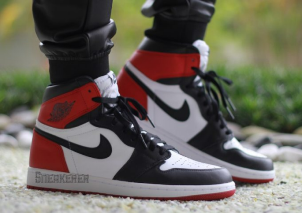 Giày Nike Air Jordan 1 Mid Chicago 'White Toe' 554724-173 - Ảnh 9