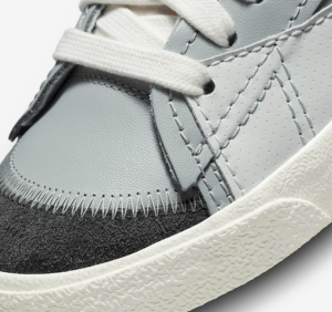 Giay Nike Blazer Low 77 Jumbo SE 'Light Smoke Grey' FJ5467-077