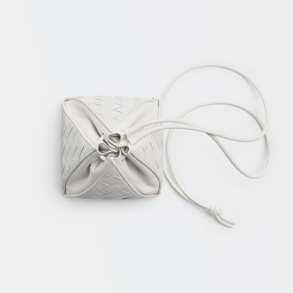 Túi Bottega Veneta The Mini Knot Intrecciato Leather Pouch 639297-VCPP3-9132 - Ảnh 4