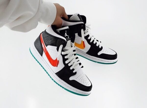 Giày Nike Air Jordan 1 Mid 'Alternate Swooshes Red Yellow' BQ6472-063 - Ảnh 5
