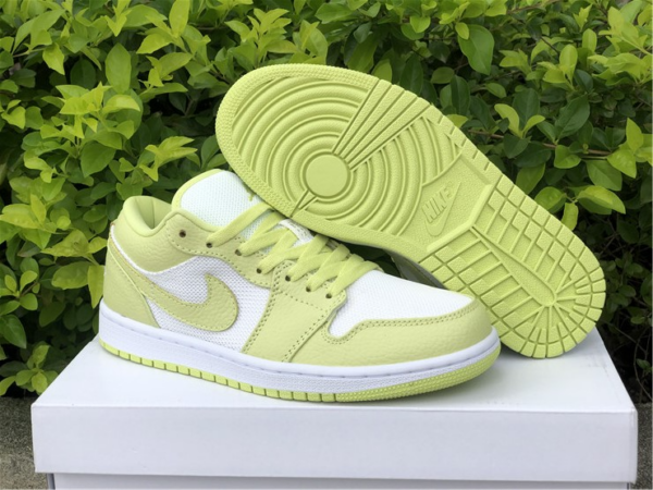 Giày Nike Air Jordan 1 Low 'Limelight' DH9619-103 - Ảnh 8