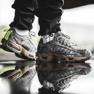 Alternative view of Giày Nike Air Max Tailwind 4 'Digi Camo' BV1357-001