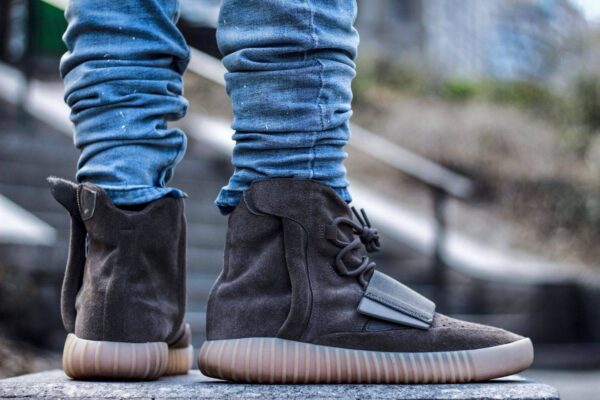 Giày Adidas Yeezy Boost 750 'Chocolate' BY2456 - Ảnh 2