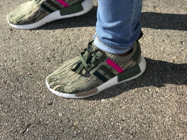 Giày Adidas Wmns NMD_R1 Primeknit 'Green Glitch Camo BY9864 - Ảnh 3