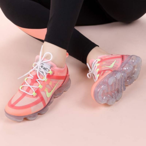 Alternative view of Giày Nike Wmns Air VaporMax 2019 'Pink Tint' AR6632-602