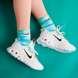 Giay Nike React ART3MIS White Bright Crimson CN8203-101