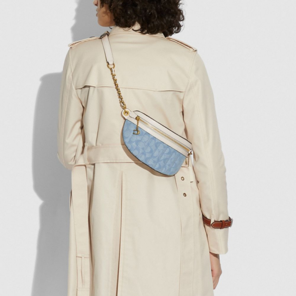 Túi Coach Charm Belt Bag In Signature Chambray With Quilting C4675 B4SUX - Ảnh 5