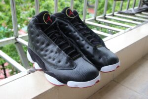 Alternative view of Giày Nike Air Jordan 13 Retro 'Playoff' 2011 414571-001