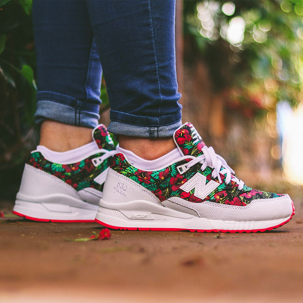 Giày New Balance Wmns 530 'White Floral' W530TCA - Ảnh 2