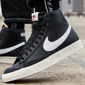 Giay Nike Blazer Mid 77 Vintage 'Black Sail' BQ6806-002