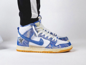 Alternative view of Giày Nike Carpet Company x Dunk High SB 'Blue' CV1677-100