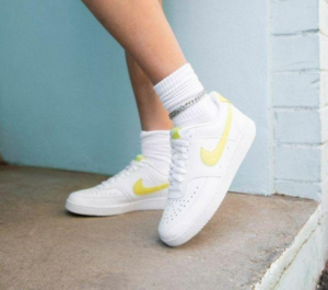 Giay Nike Wmns Court Vision Low 'White Light Zitron' CD5434-109