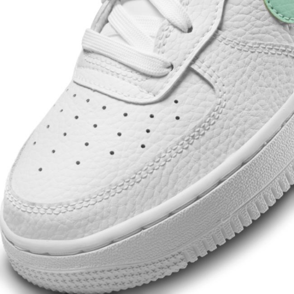 Giay Nike Air Force 1 07 Low 'White Light Green' CT3839-105