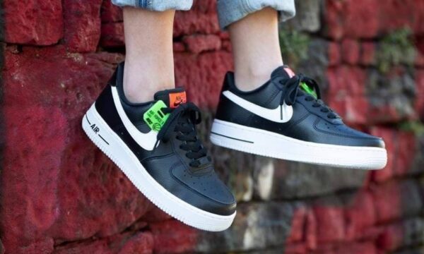 Giày Nike Wmns Air Force 1 Low SE 'Black' CI3446-001 - Ảnh 4